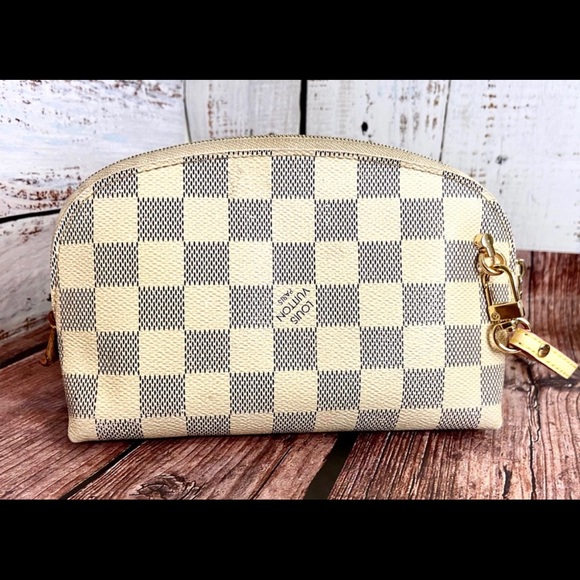 Louis Vuitton Handbags - Louis Vuitton crossbody
